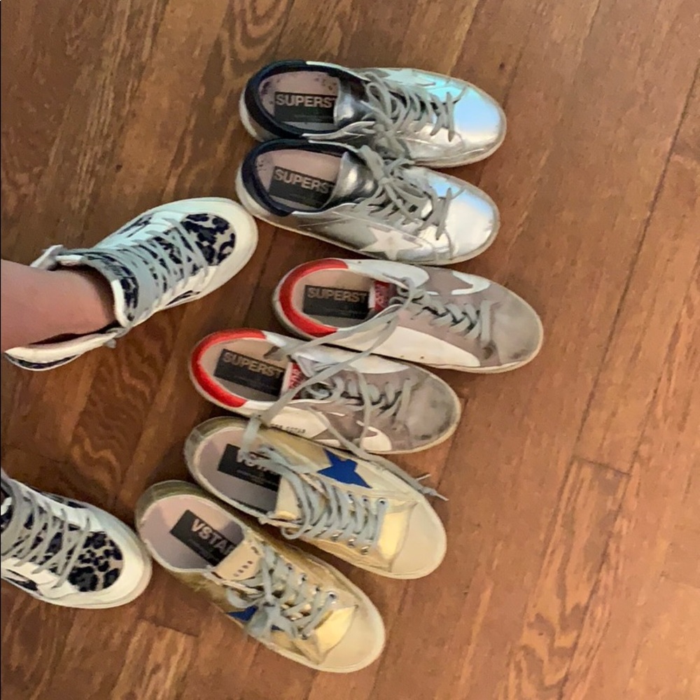 GG’s silver and navy